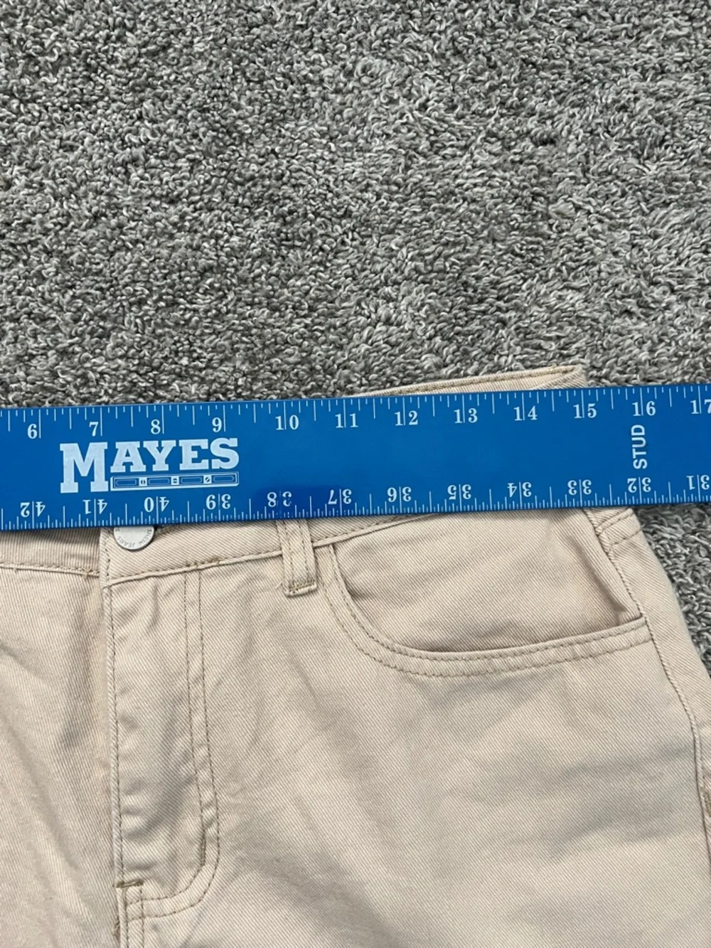 NWOT SHEIN Mod Cream Denim Flare Jeans with Brown Denim Heart Patches - Size 30 - Picture 8 of 11
